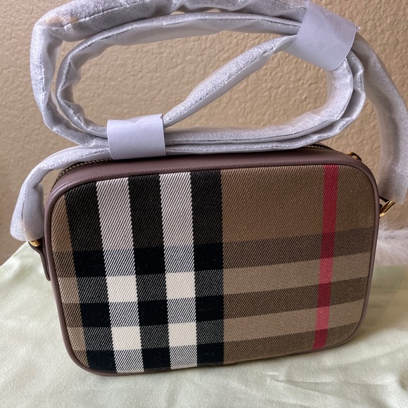 Burberry check print Crossbody bag brand new tag small - Picture 6 of 7